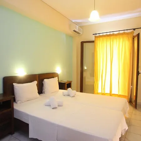 Vicky Aparthotel 3*