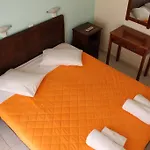 Vicky Hotel apartamentowy Nikiana