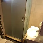 Hotel apartamentowy Vicky Nikiana